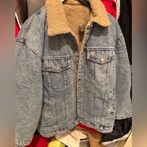 Brand new Sherpa lined jean jacket. Unsure of the brand- size xL